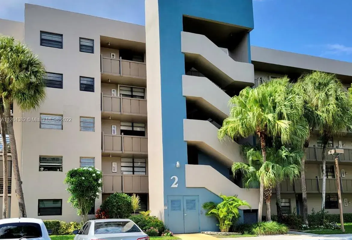 1000 Colony Point Cir # 519, Pembroke Pines FL 33026