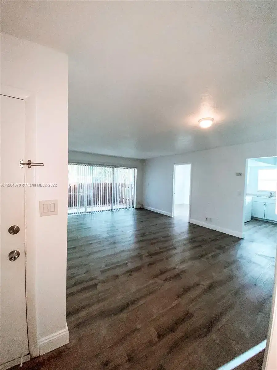 7101 W Sunrise Blvd # A1, Plantation FL 33313 photo 2