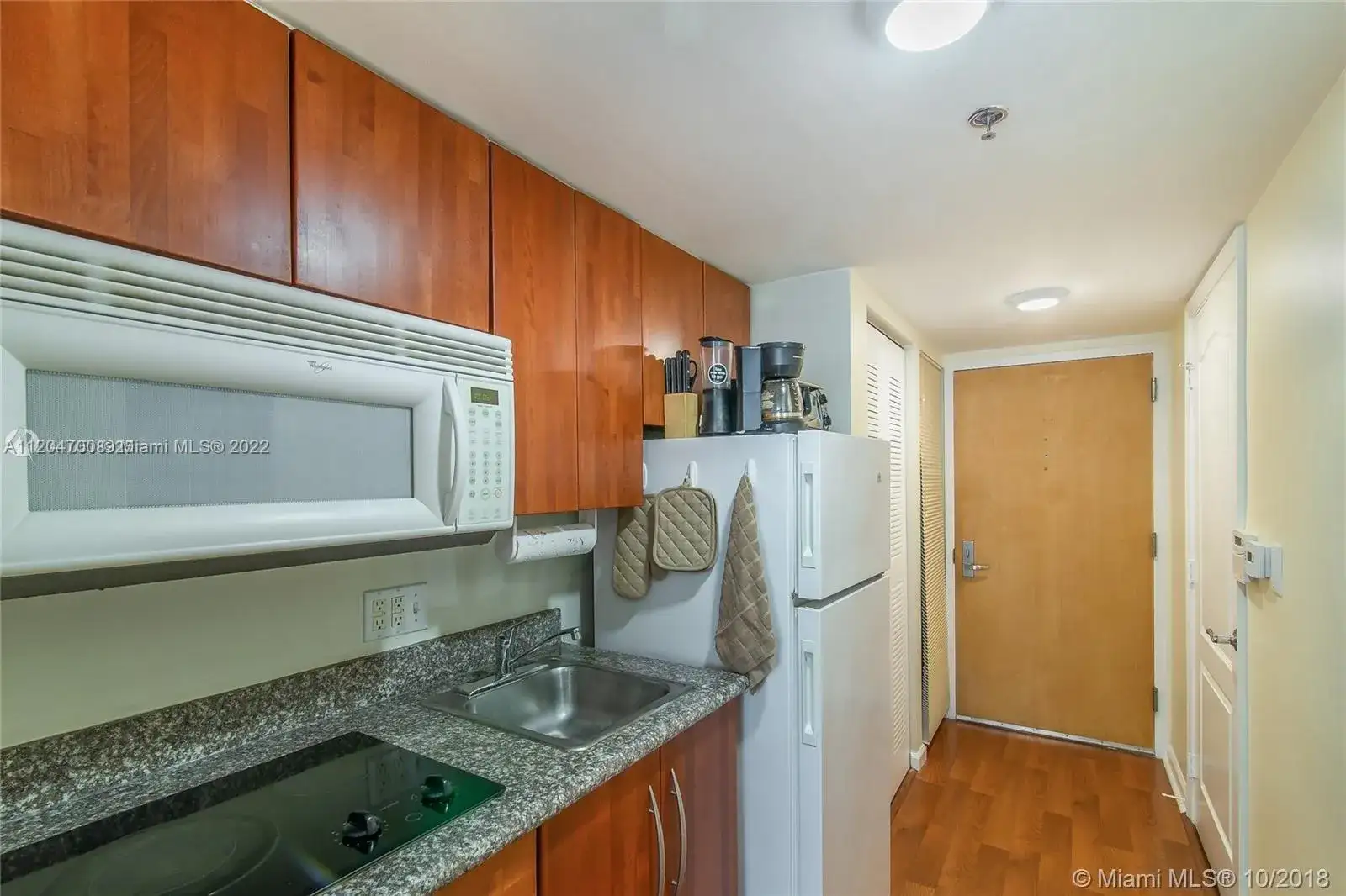 1200 Brickell Bay Dr # 1610, Miami FL 33131 photo 5