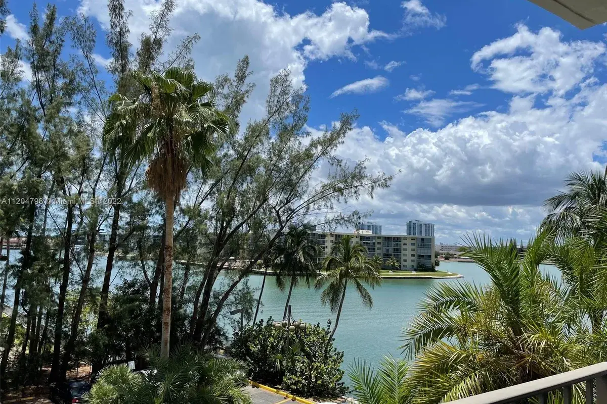 18151 NE 31st Ct # 407, Aventura FL 33160