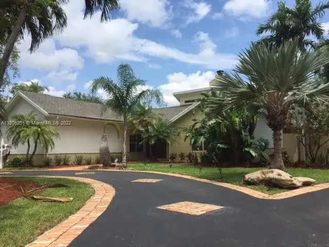8395 SW 96th St # 0, Miami FL 33156 photo 3