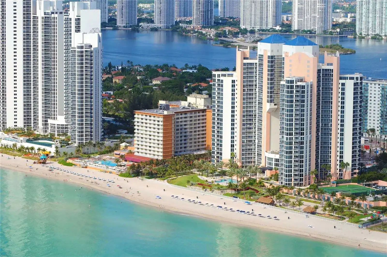 19201 Collins Ave # 726, Sunny Isles Beach FL 33160 photo 4