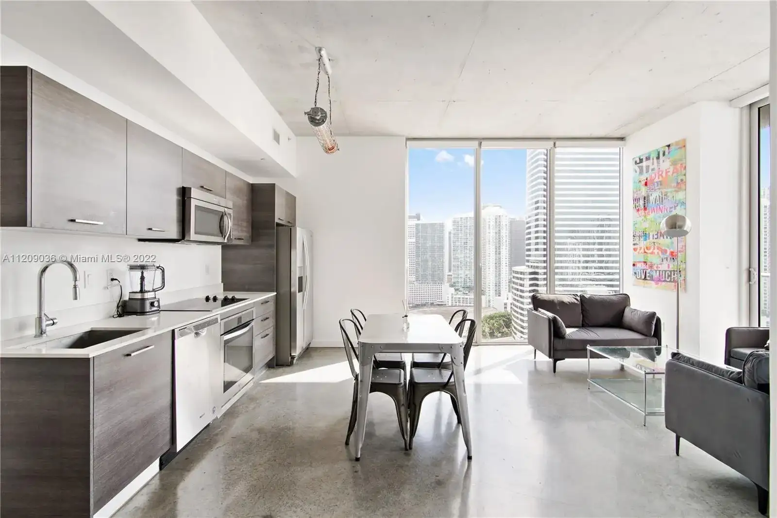 151 SE 1st St # 2411, Miami FL 33131 photo 4