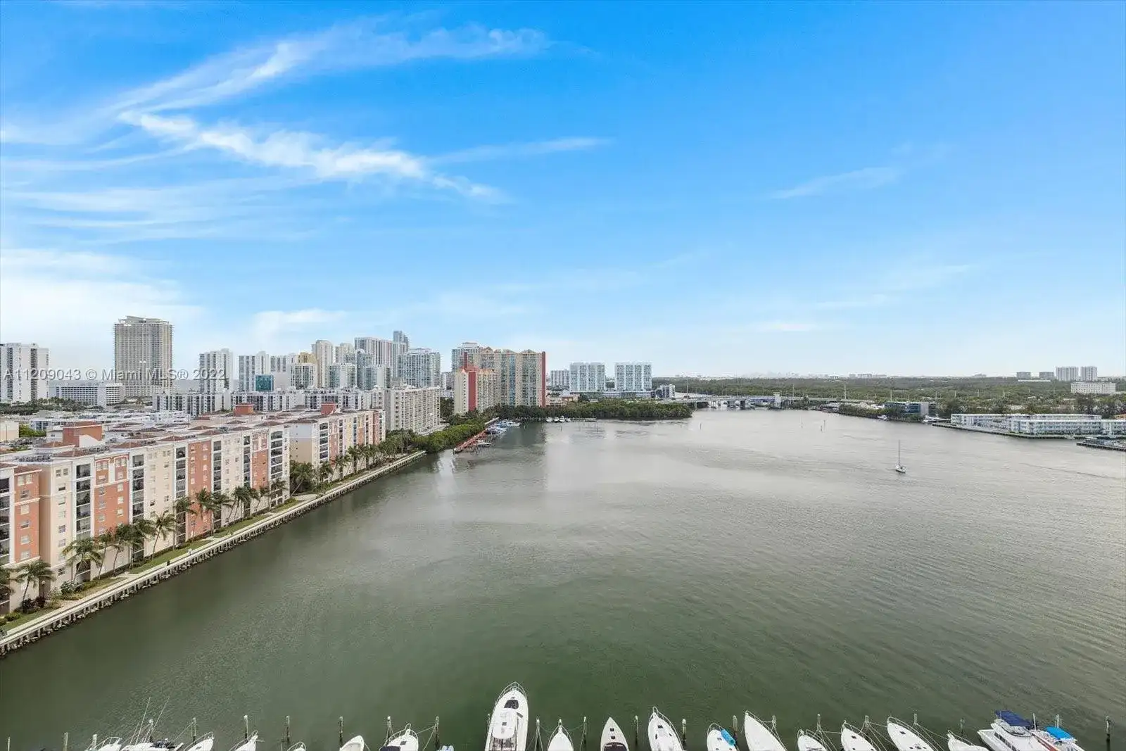 250 174th St # 1719, Sunny Isles Beach FL 33160 photo 2