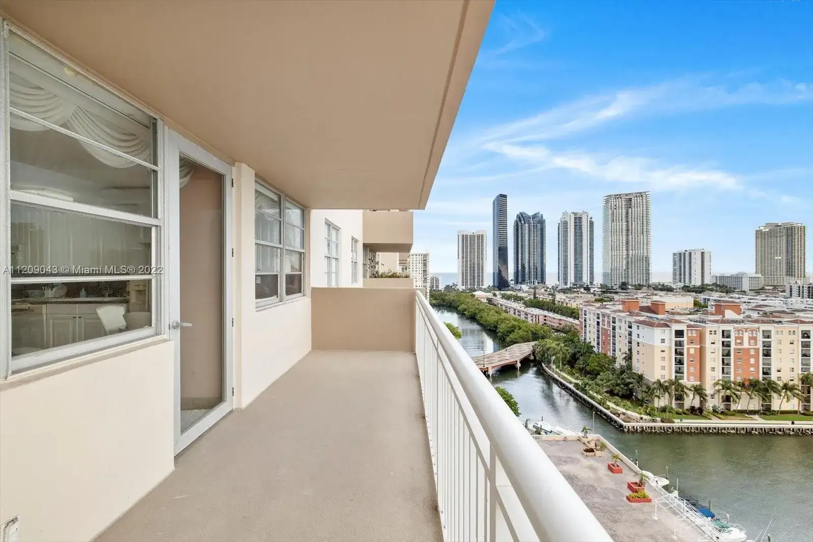 250 174th St # 1719, Sunny Isles Beach FL 33160 photo 5