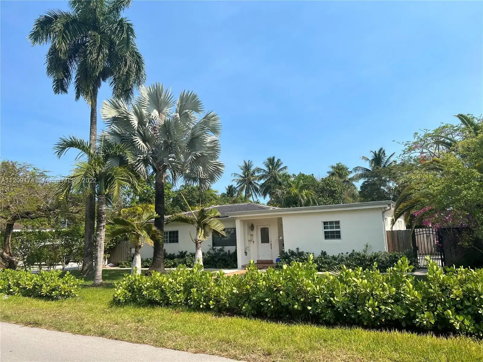 6250 SW 78th St, South Miami FL 33143
