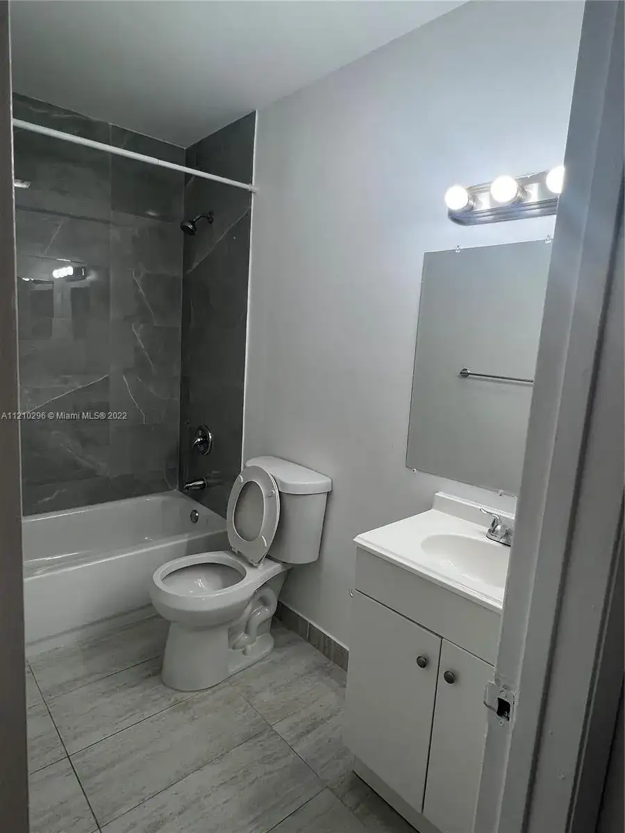 950 Constitution Dr # 950A, Homestead FL 33034 photo 5