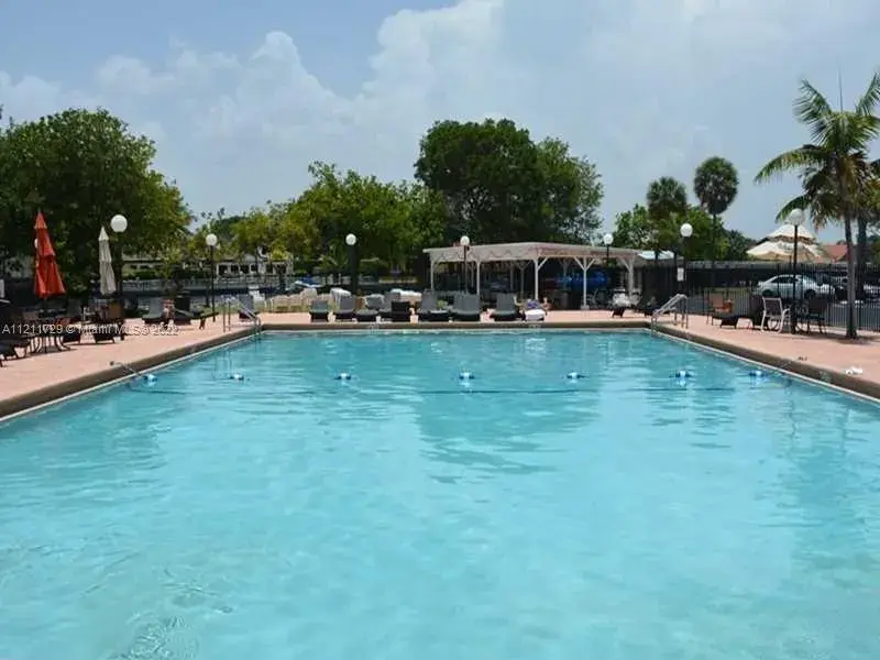 801 Three Islands Blvd # 509, Hallandale Beach FL 33009