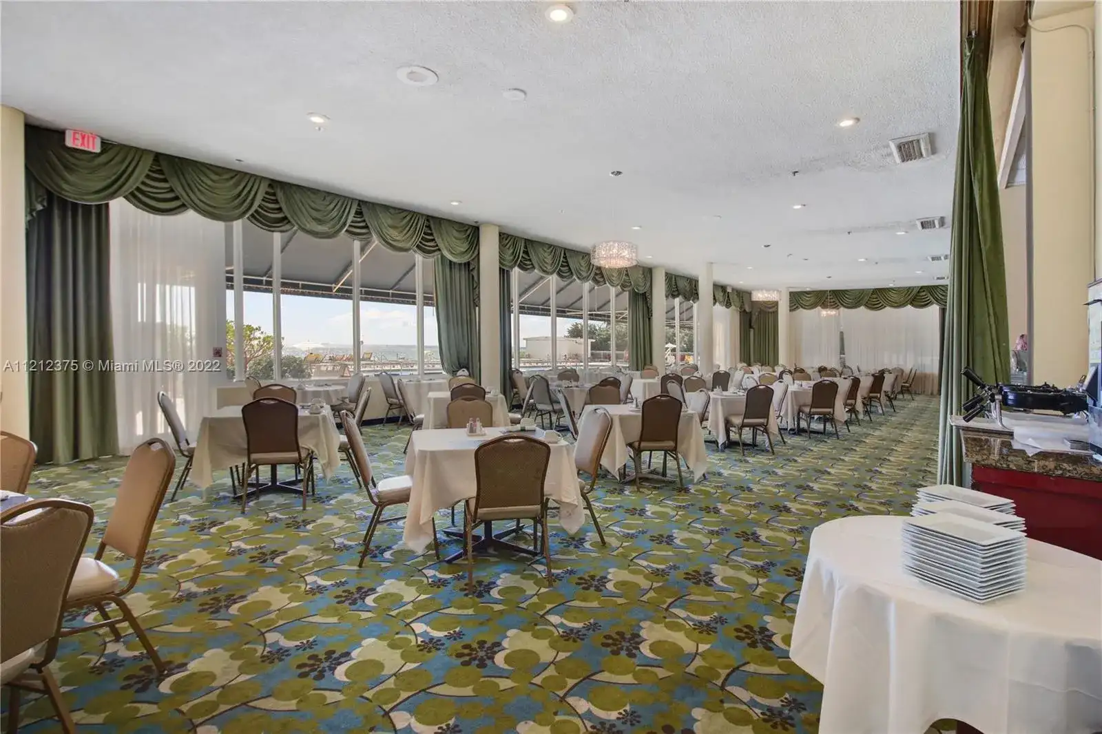 19201 Collins Ave # 105, Sunny Isles Beach FL 33160 photo 5