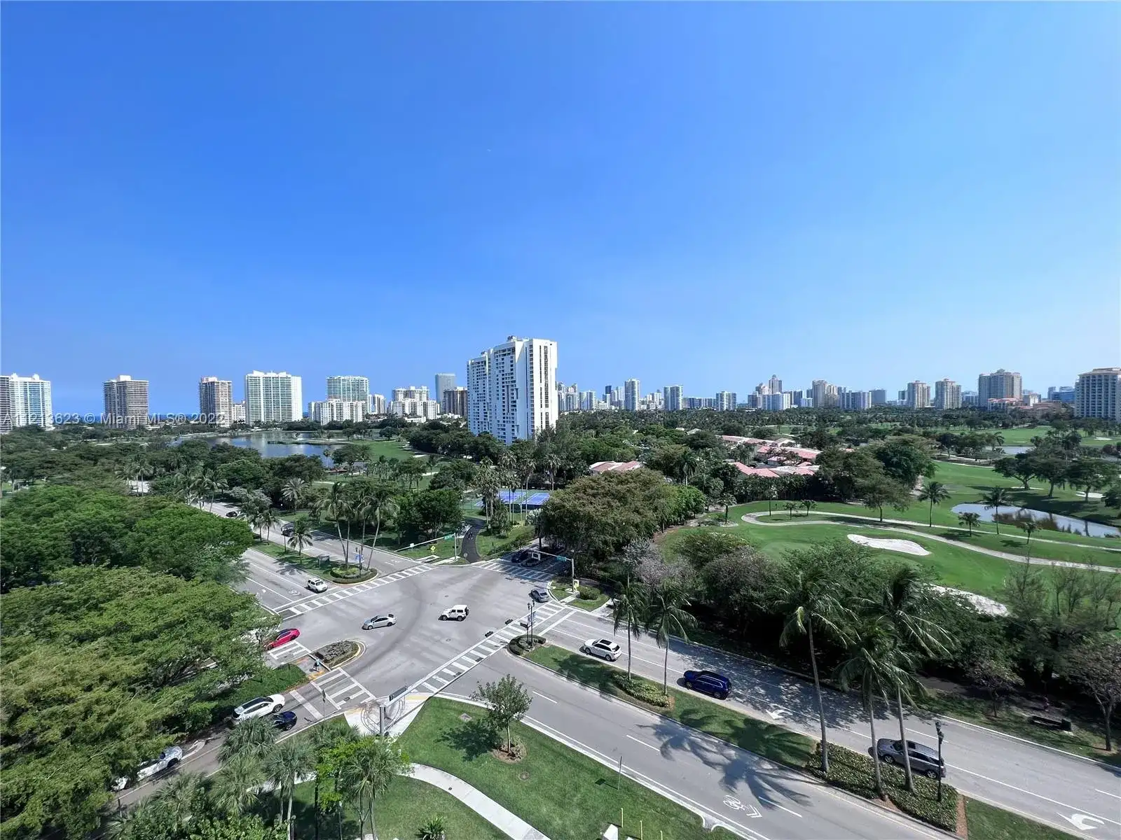 3375 N Country Club Dr # 1106, Aventura FL 33180 photo 2