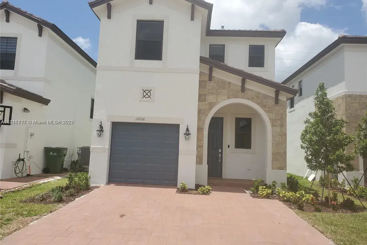 11036 W 35th Way, Hialeah FL 33018