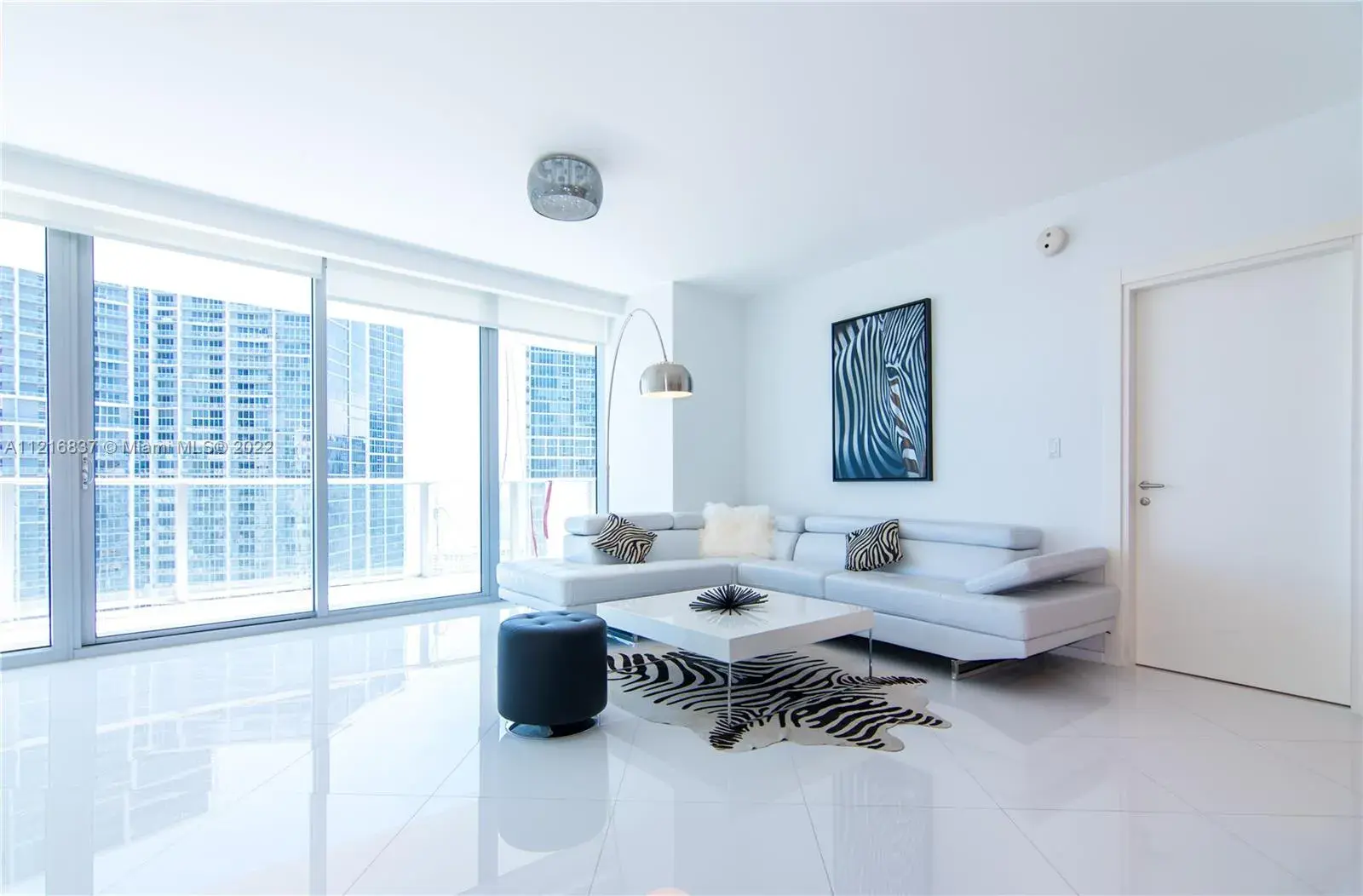 200 Biscayne Boulevard Way # 3908, Miami FL 33131