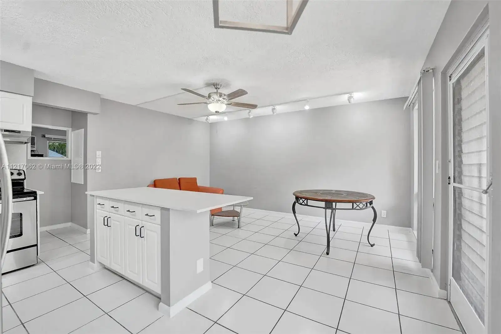 2624 NE 30th Pl # 104B, Fort Lauderdale FL 33306 photo 5