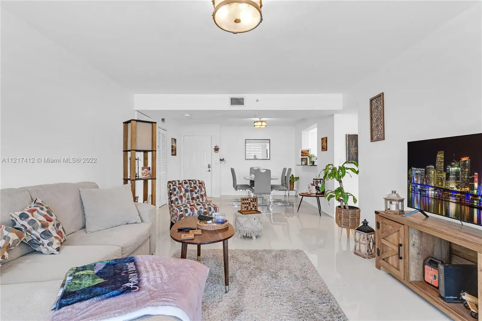 2711 Ocean Club Blvd # 107, Hollywood FL 33019 photo 4