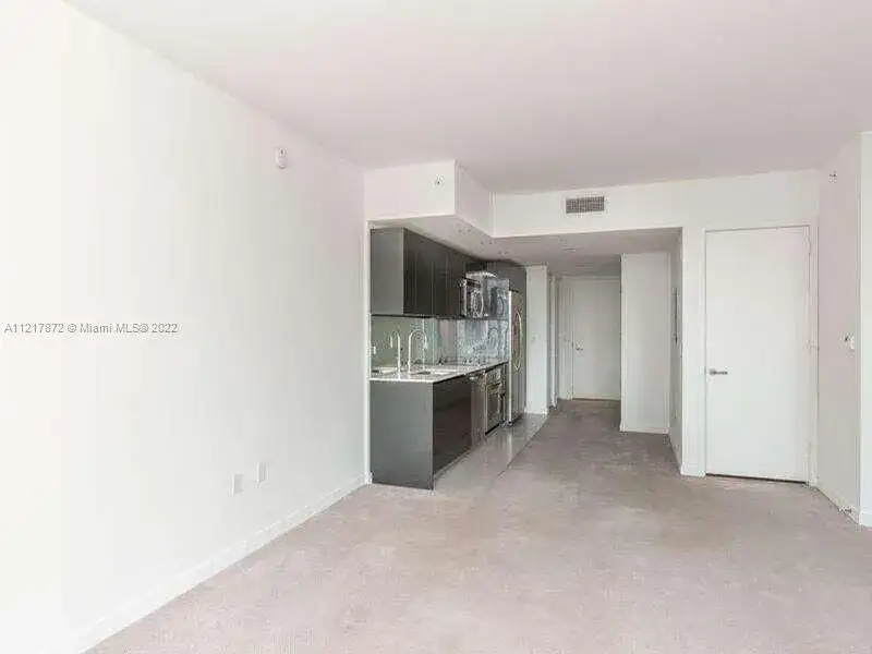 31 SE 6th St # 1905, Miami FL 33131 photo 3