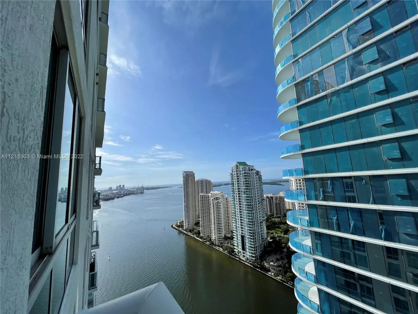 300 S Biscayne Blvd # 3604, Miami FL 33131 photo 5