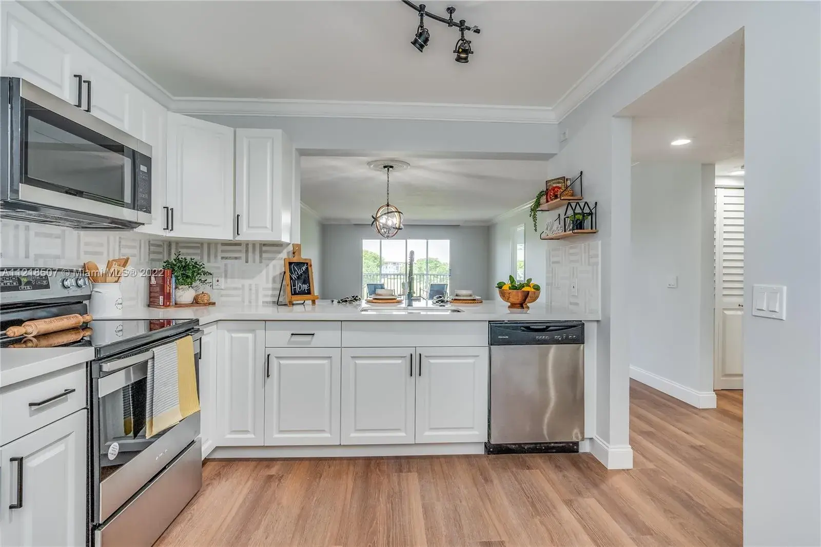 901 SW 128th Ave # 308E, Pembroke Pines FL 33027