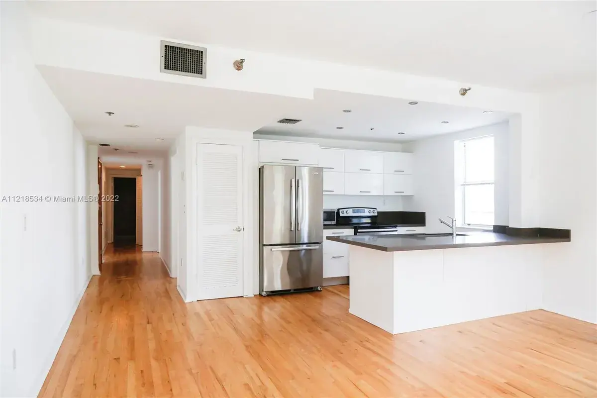 802 Euclid Ave # 302, Miami Beach FL 33139