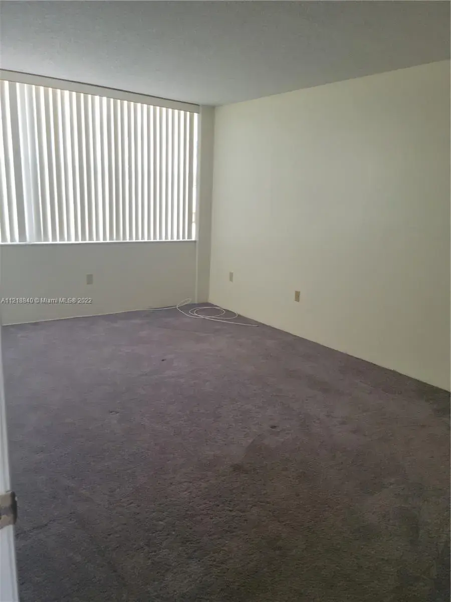 1100 Saint Charles Pl # 414, Pembroke Pines FL 33026