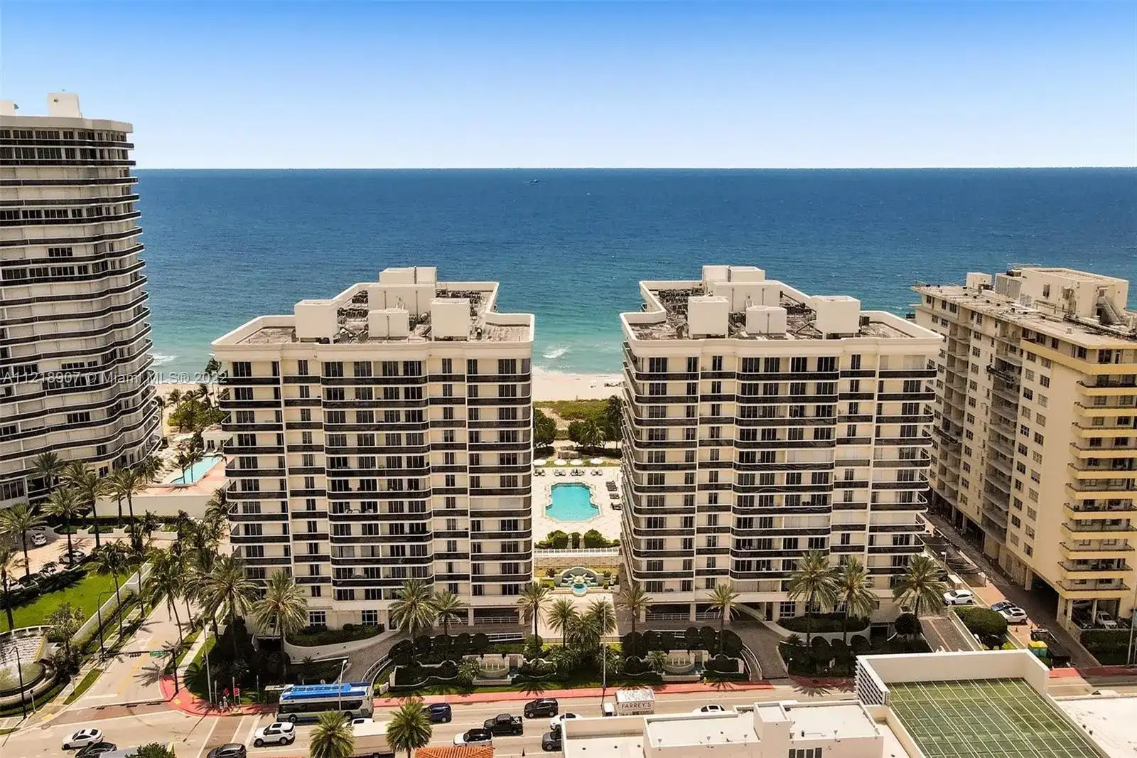 9559 Collins Ave, Surfside FL 33154