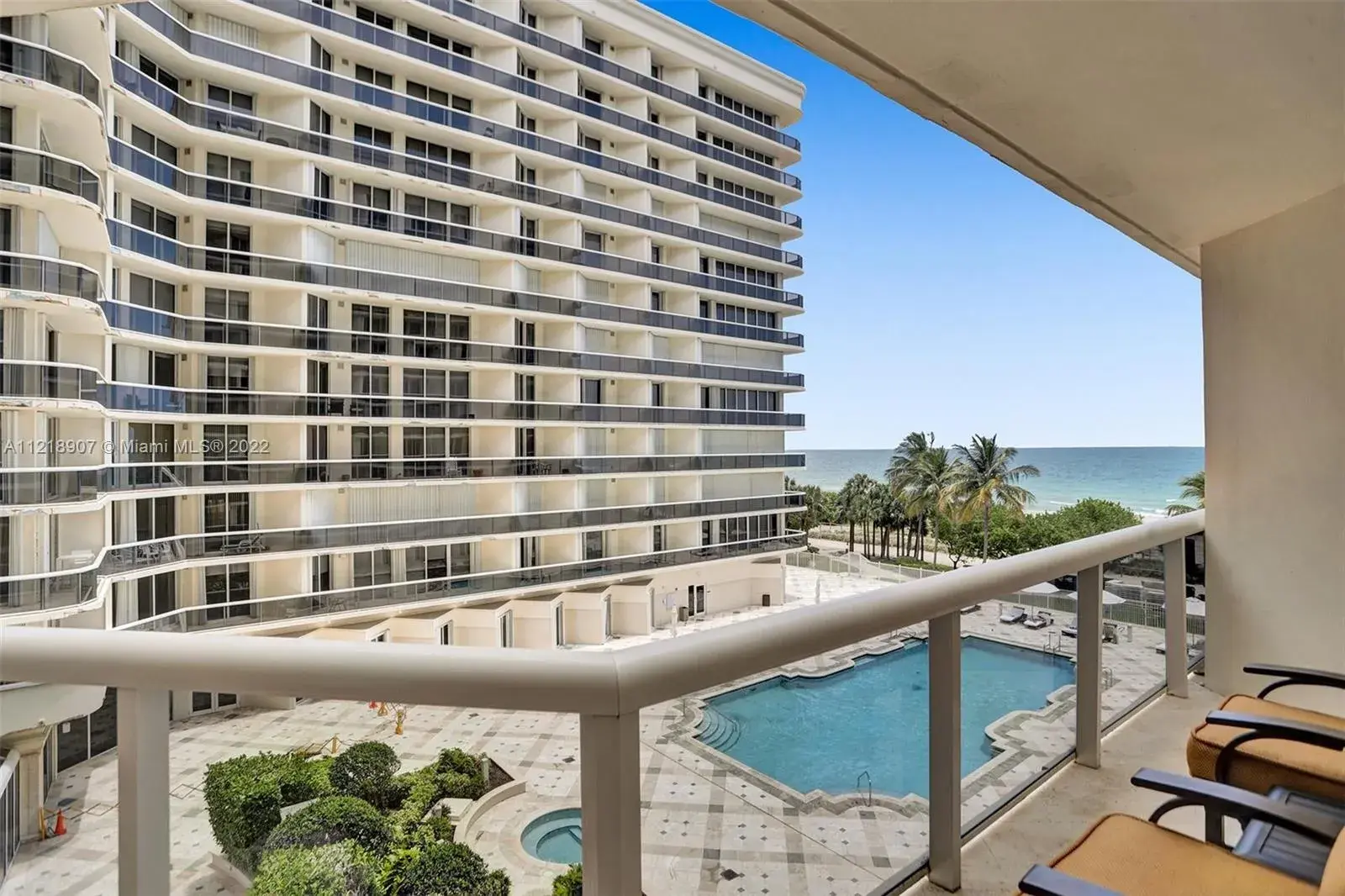 9559 Collins Ave, Surfside FL 33154