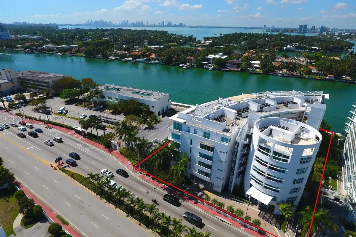 6580 Indian Creek Dr # 406, Miami Beach FL 33141