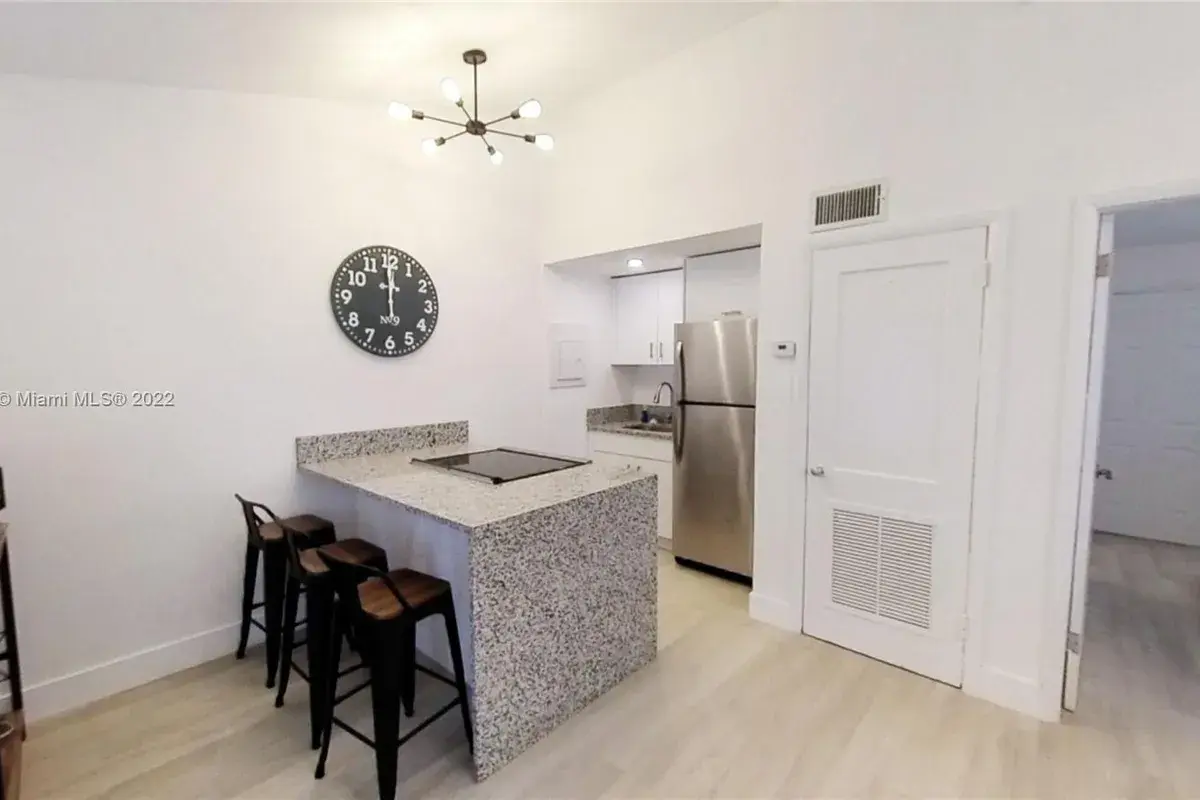 840 SW 7th St # 848, Miami FL 33130