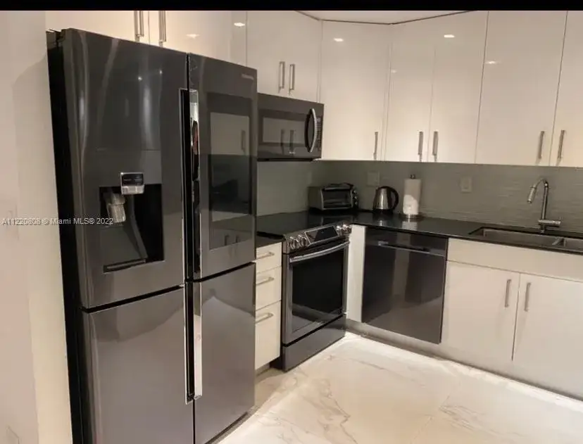 2301 Collins Ave # 1503, Miami Beach FL 33139 photo 3