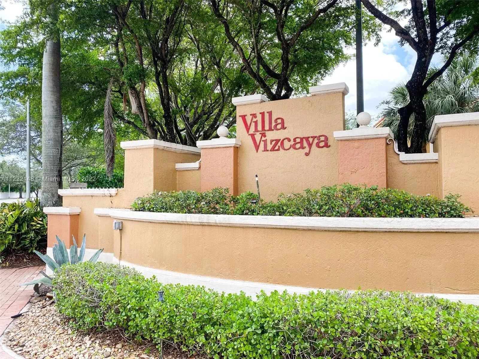 8424 NW 141st Ln # 4304, Miami Lakes FL 33016