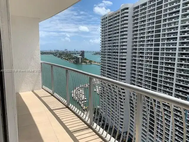 1750 N Bayshore Dr # 2806, Miami FL 33132 photo 4