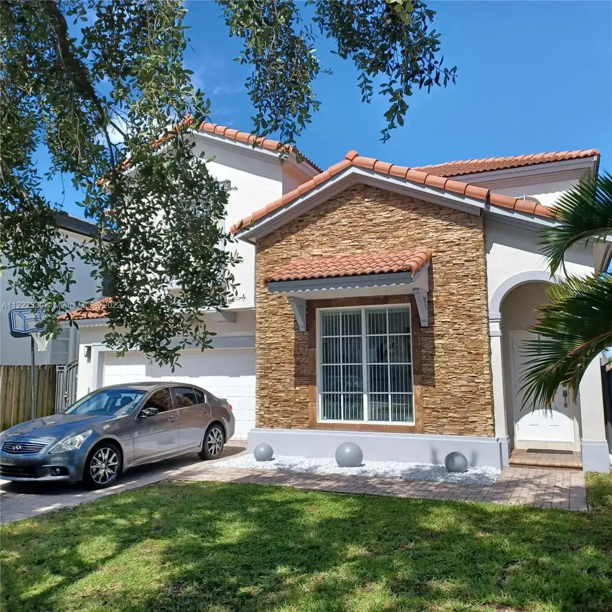 1680 SW 154th Path, Miami FL 33185 photo 2