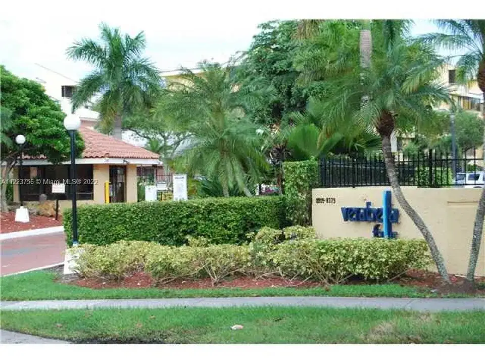 8335 SW 152nd Ave # 4, Miami FL 33193 photo 3