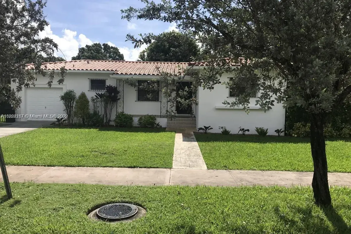 919 Granada Groves Ct, Coral Gables FL 33134