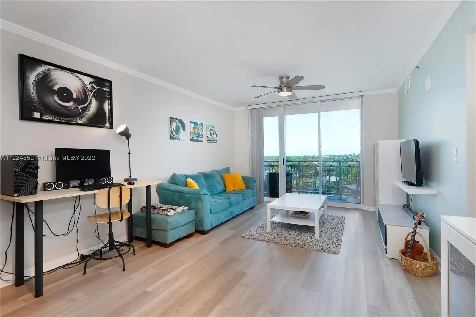 2665 SW 37th Ave # 906, Miami FL 33133 photo 3