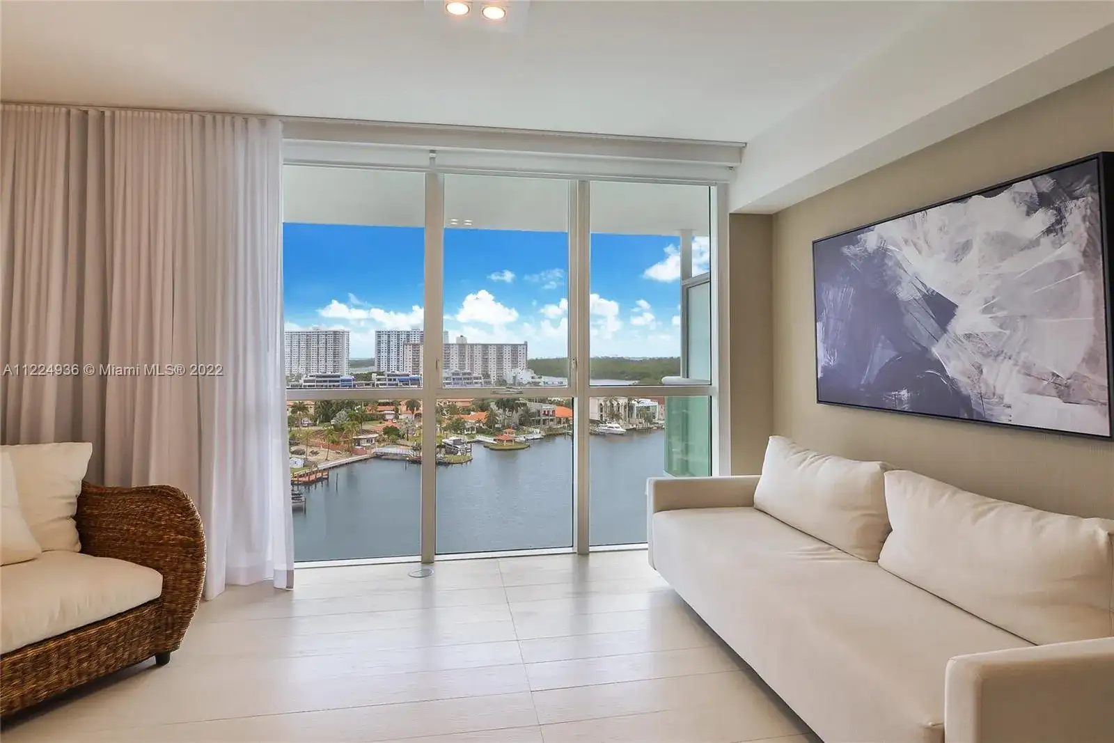 400 Sunny Isles Blvd # 920, Sunny Isles Beach FL 33160 photo 5