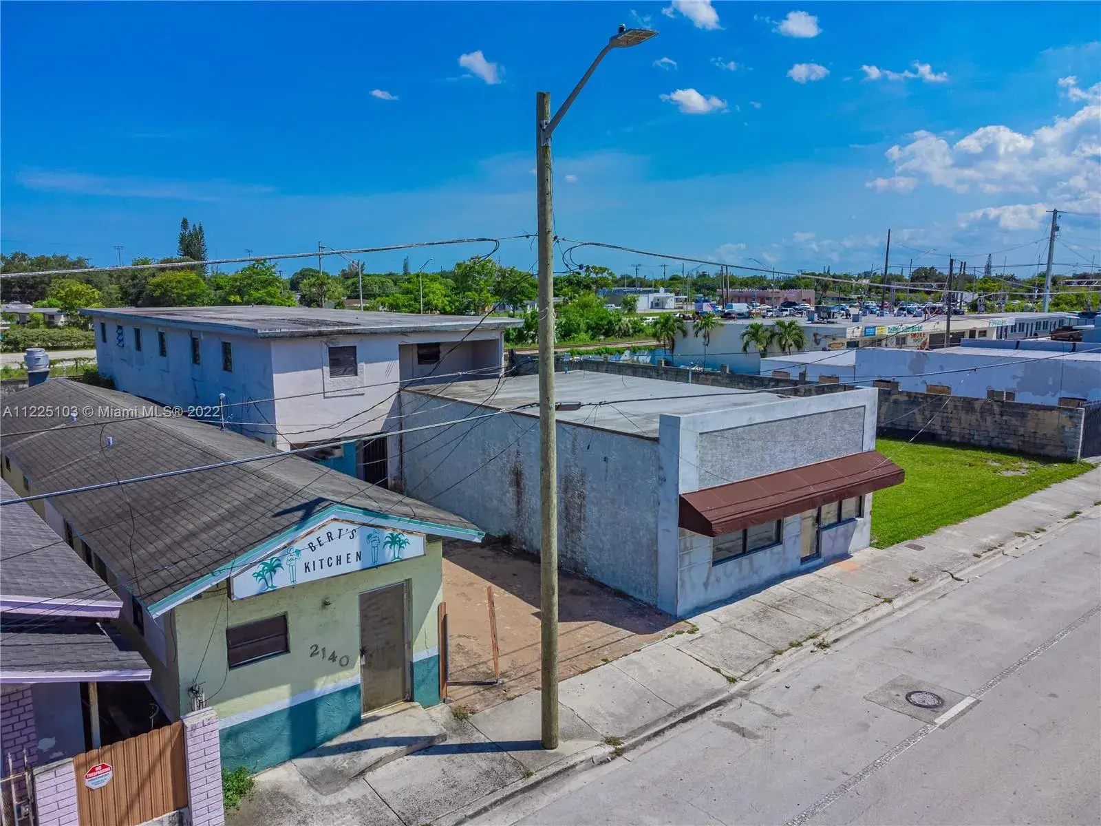 ali baba ave, Opa-Locka FL 33054 photo 3