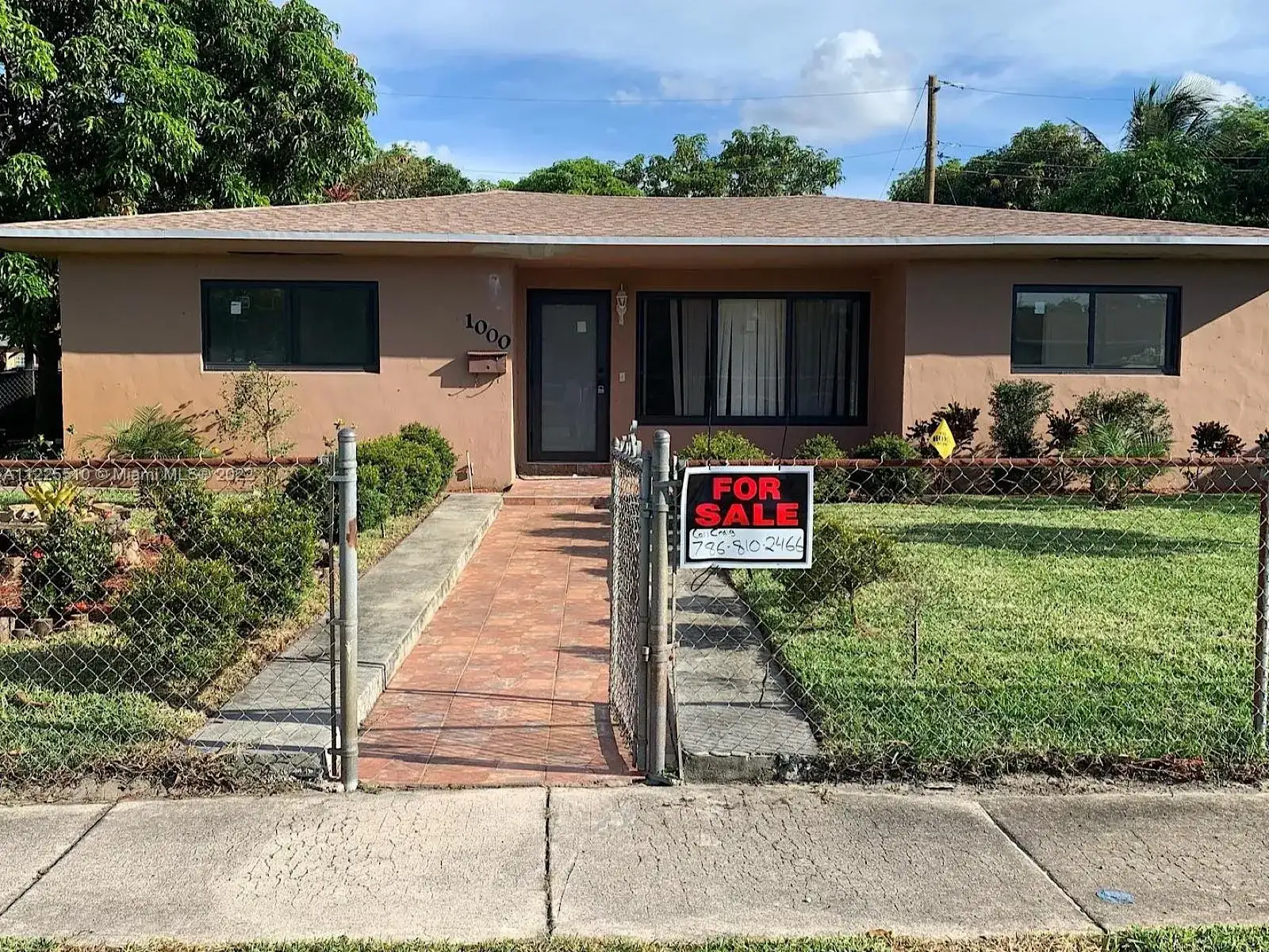 1000 NW 129th St, North Miami FL 33168 photo 2