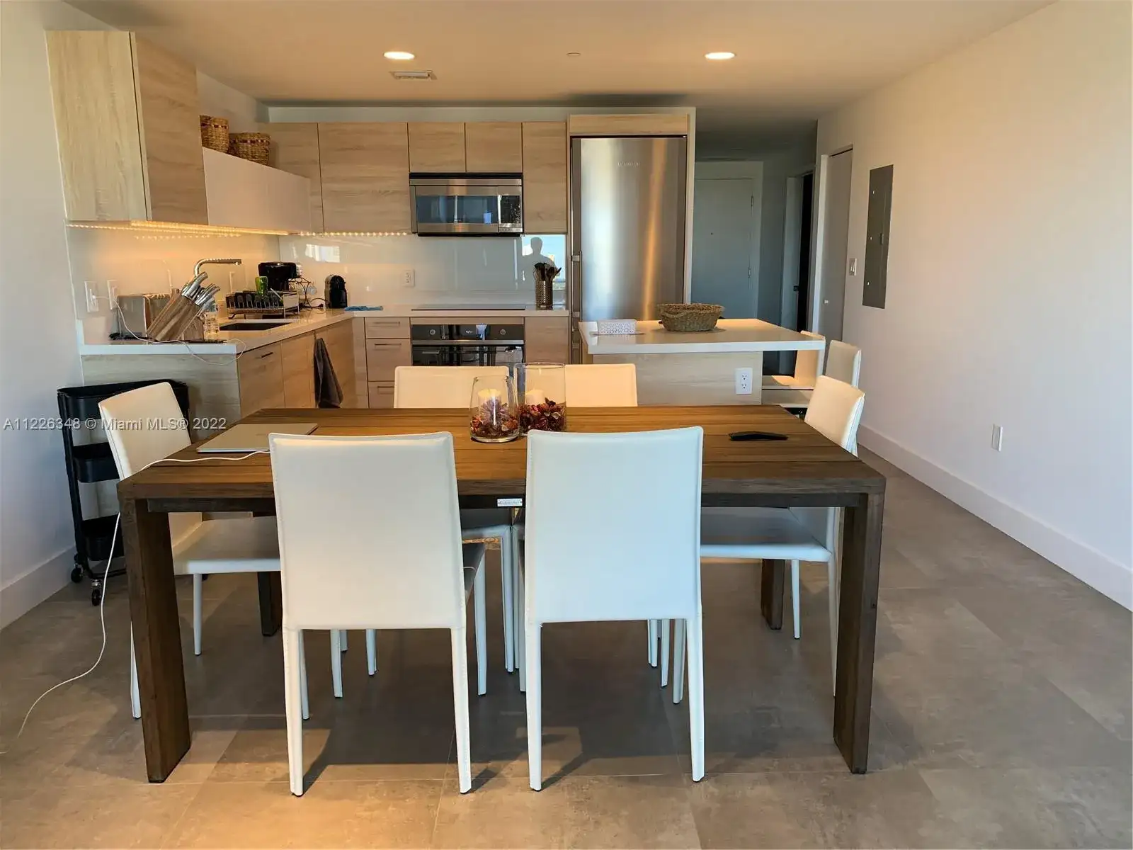 16385 Biscayne Blvd # 1417, North Miami Beach FL 33160 photo 4