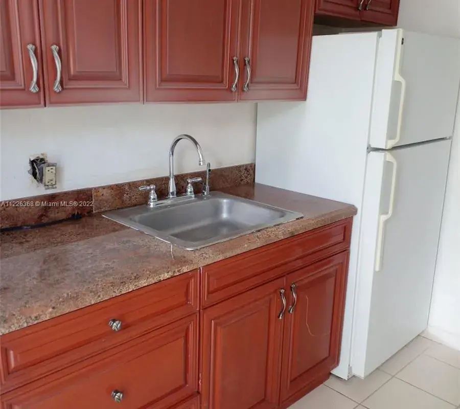 1255 Marseille Dr # 21, Miami Beach FL 33141