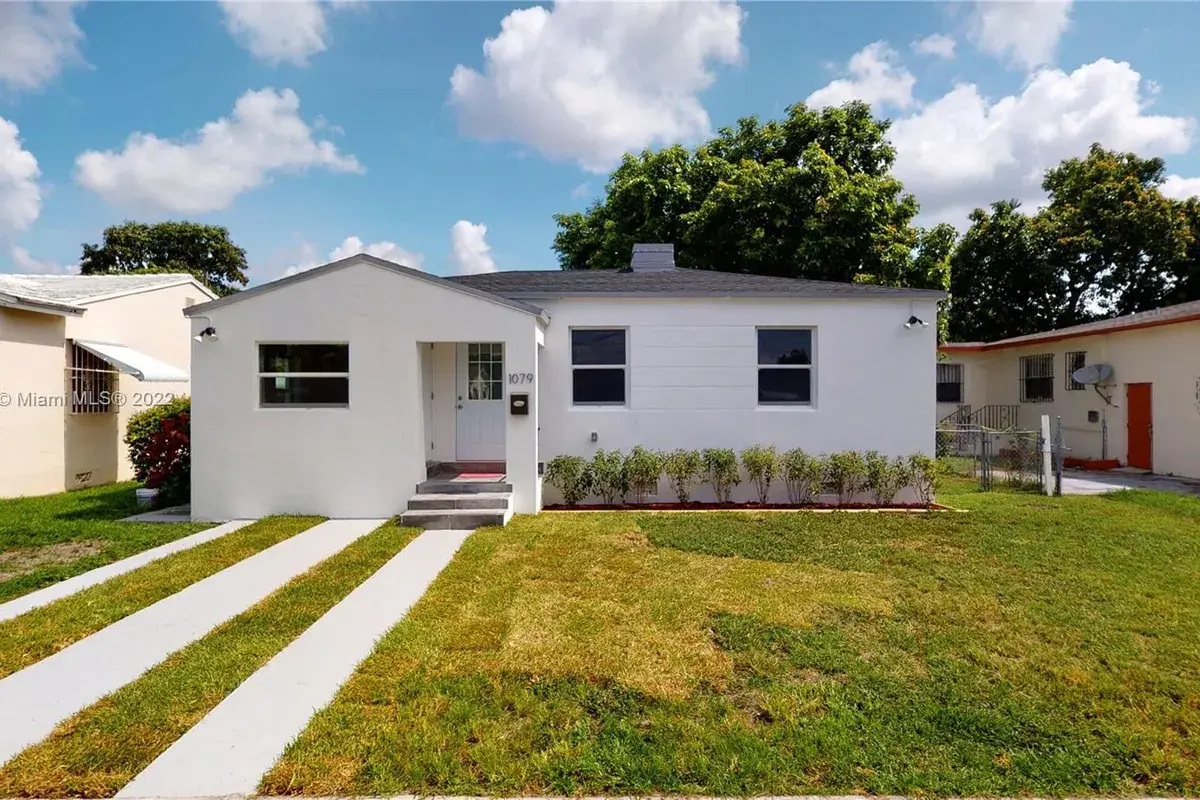 1079 NW 75th St, Miami FL 33150