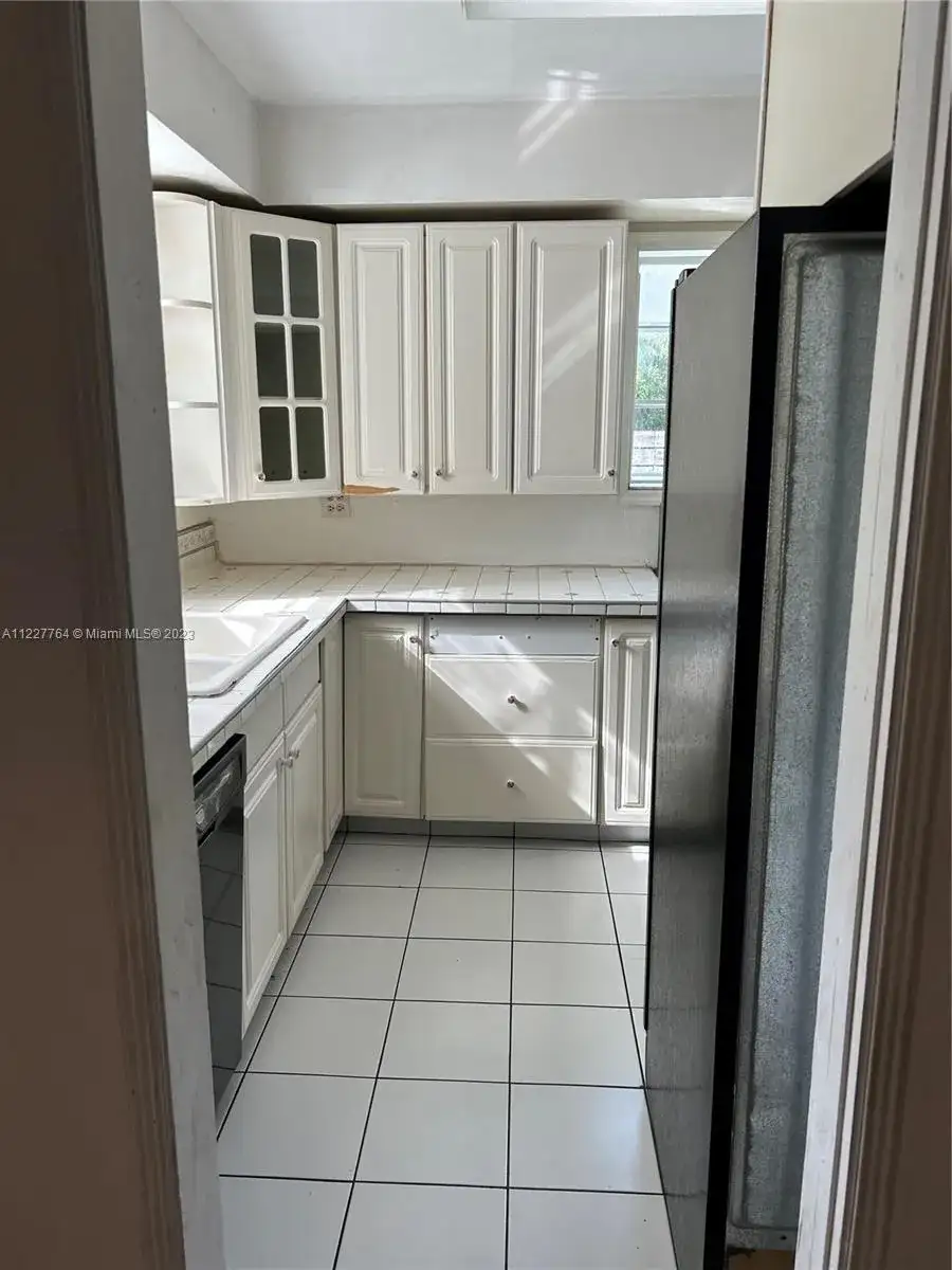 790 NE 96th St, Miami Shores FL 33138 photo 4