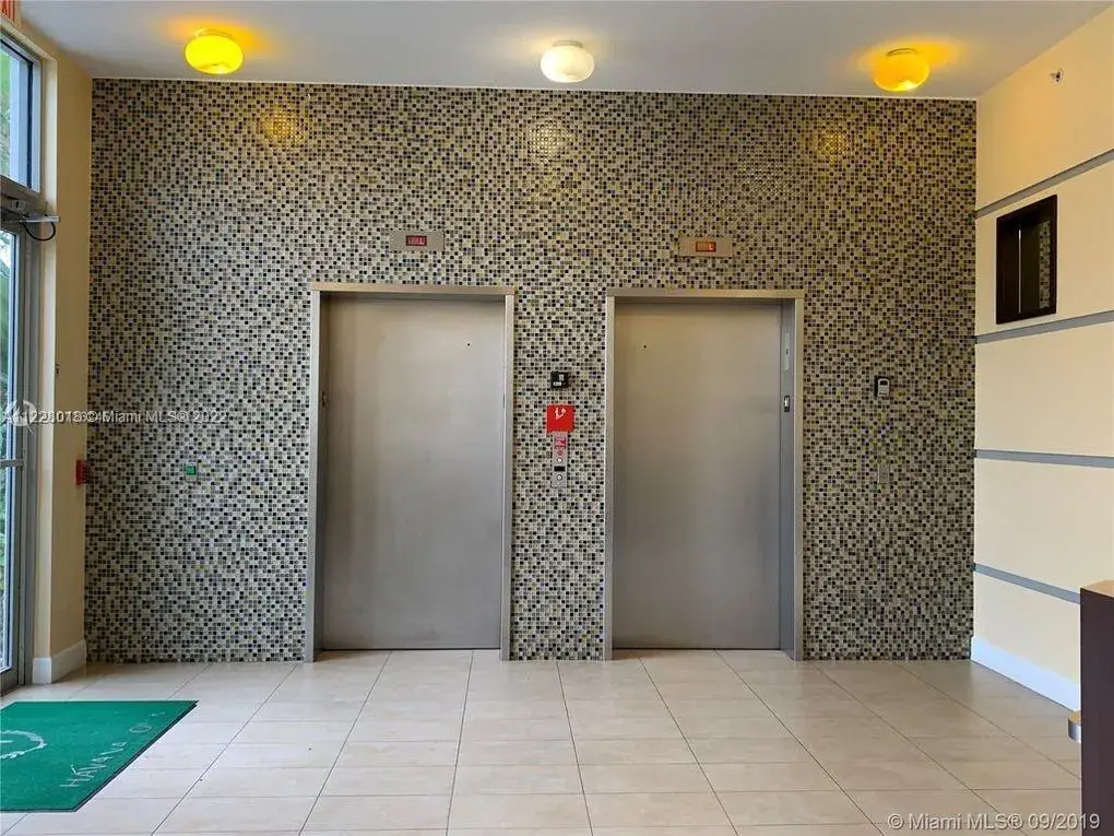 36 NW 6th Ave # 806, Miami FL 33128