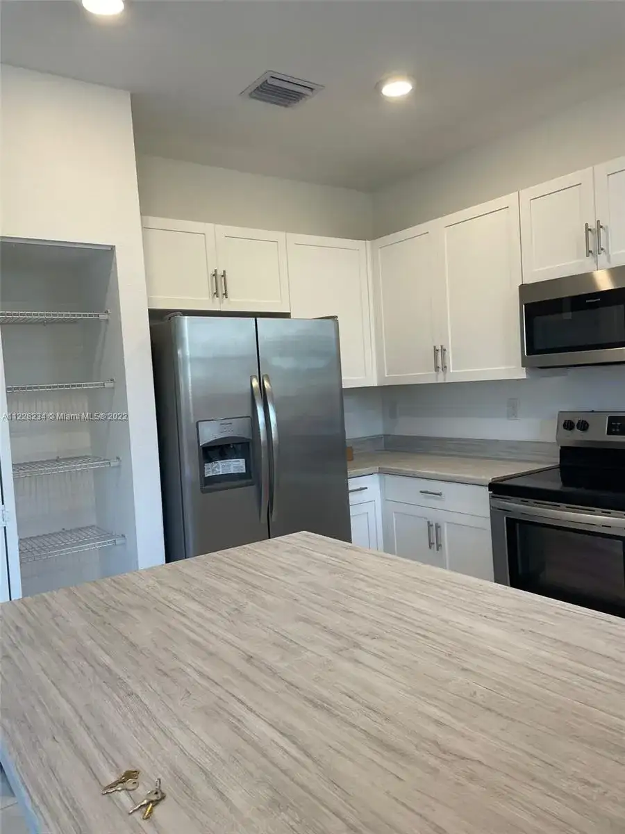 1586 SE 27th Ter # 1586, Homestead FL 33035 photo 3