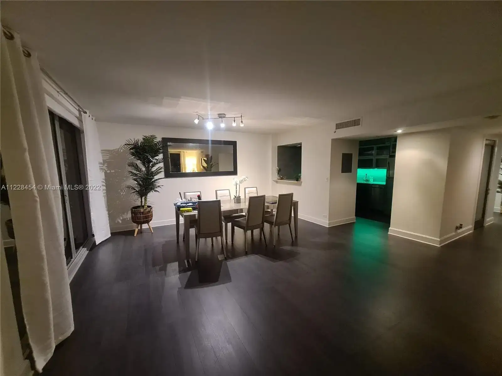 1500 Bay Rd # 714S, Miami Beach FL 33139 photo 4
