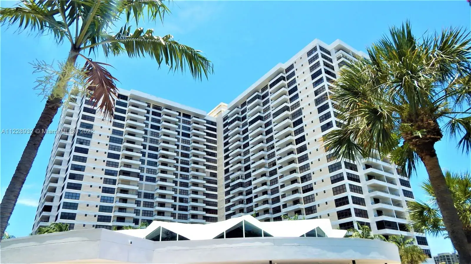 500 Three Islands Blvd # 219, Hallandale Beach FL 33009