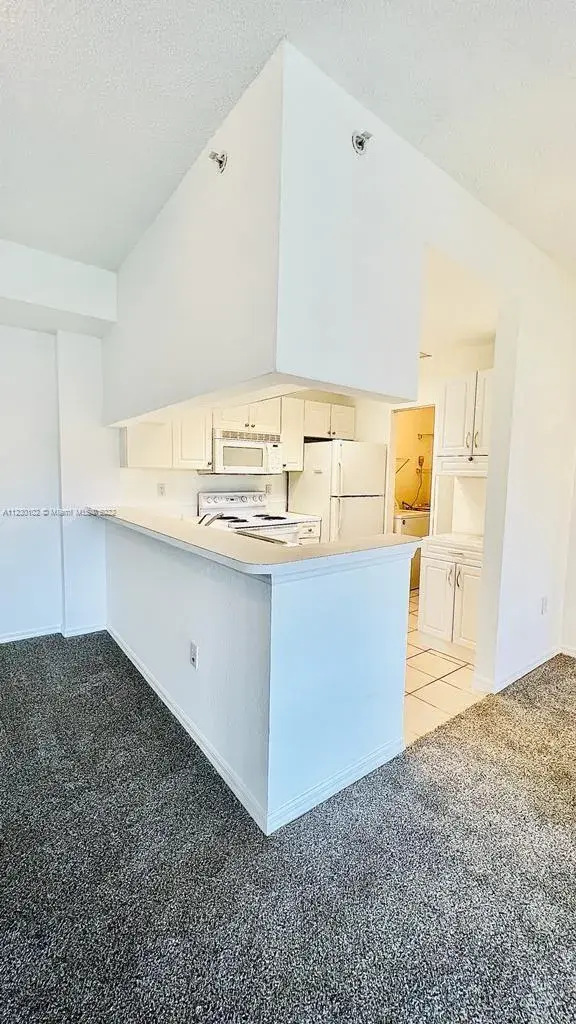 2917 Tuscany Ct # 304, Palm Beach Gardens FL 33410