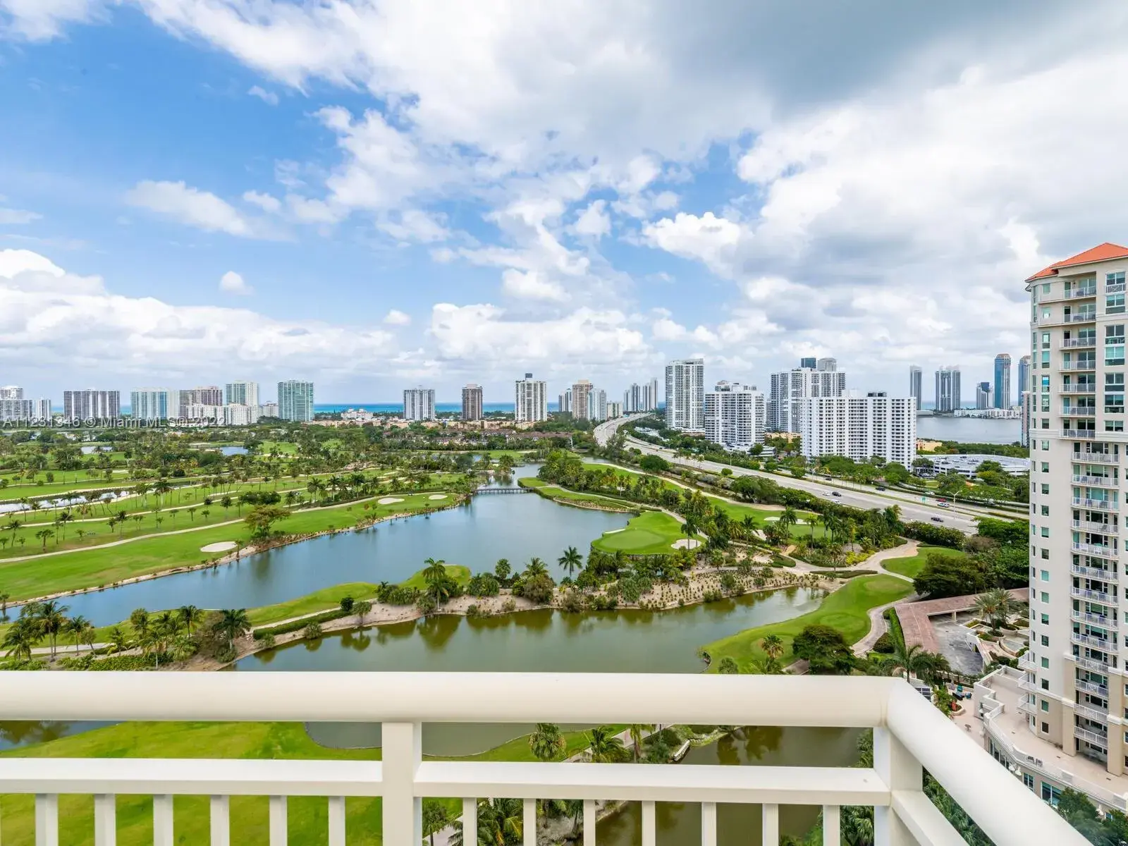 19501 W Country Club Dr # 2014, Aventura FL 33180