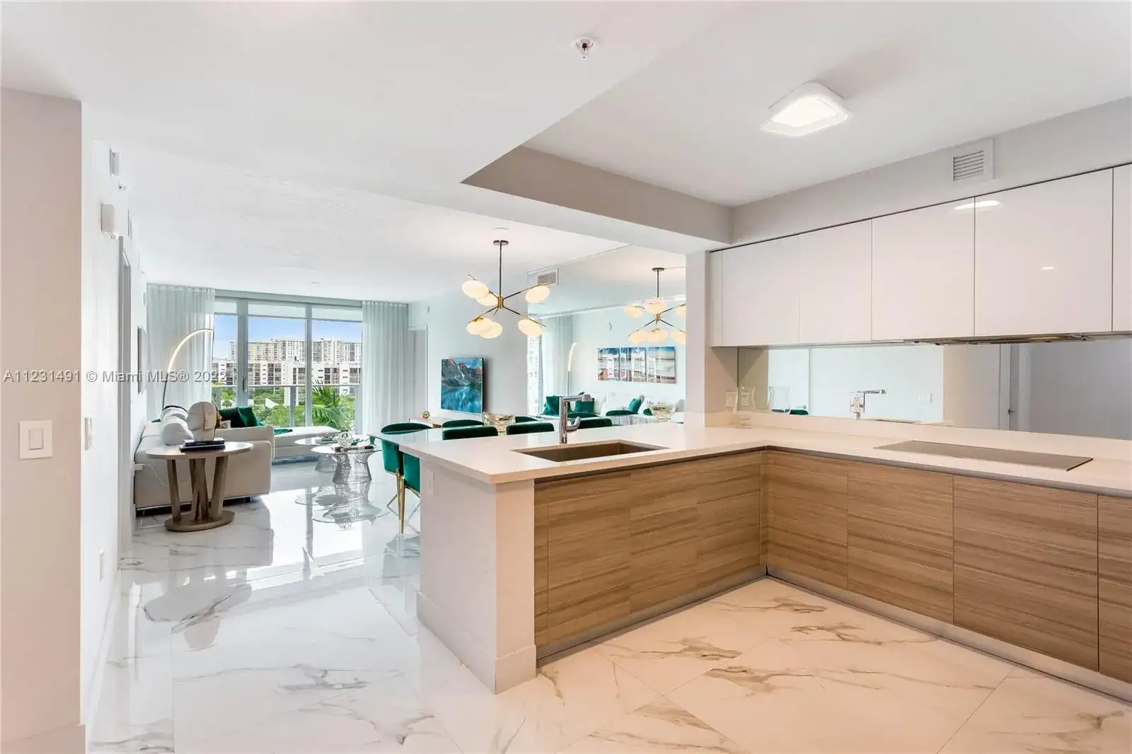 330 Sunny Isles Blvd # 705, Sunny Isles Beach FL 33160