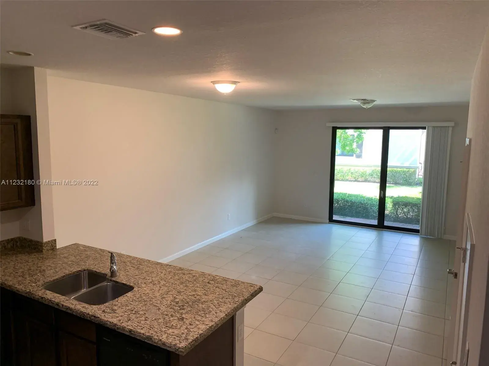 4208 N Dixie Hwy # 23, Oakland Park FL 33334