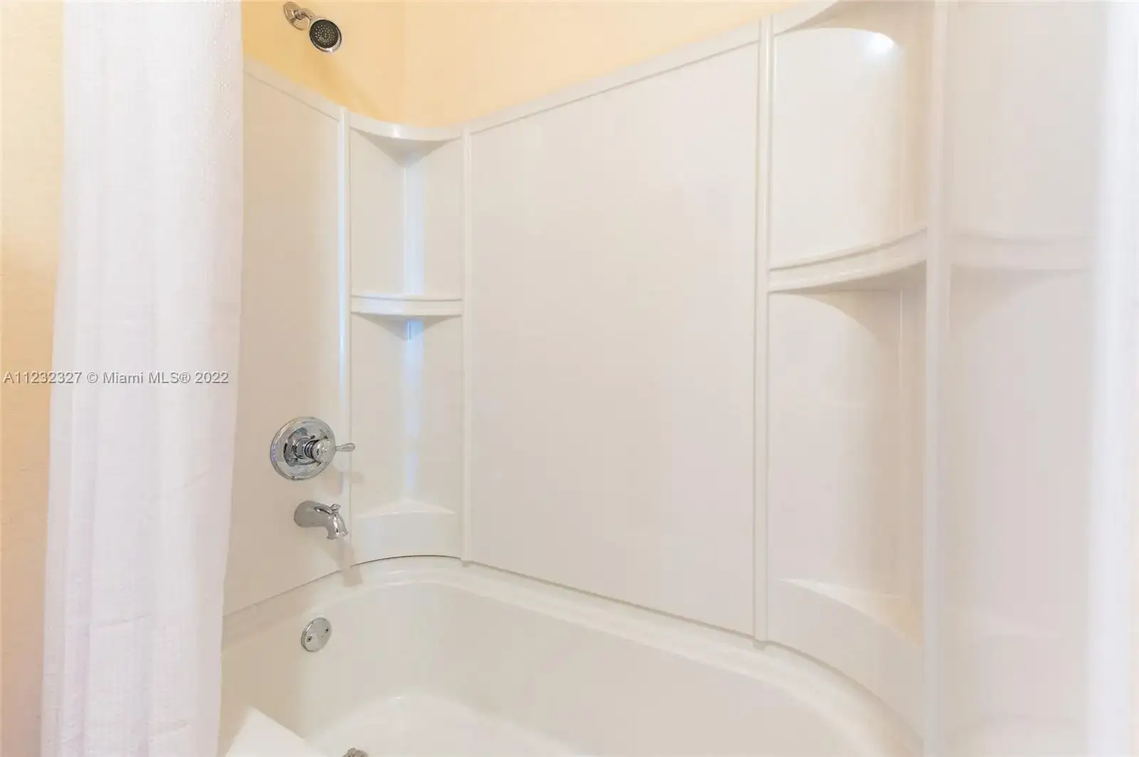 10800 NW 88th Ter # 218, Doral FL 33178 photo 5